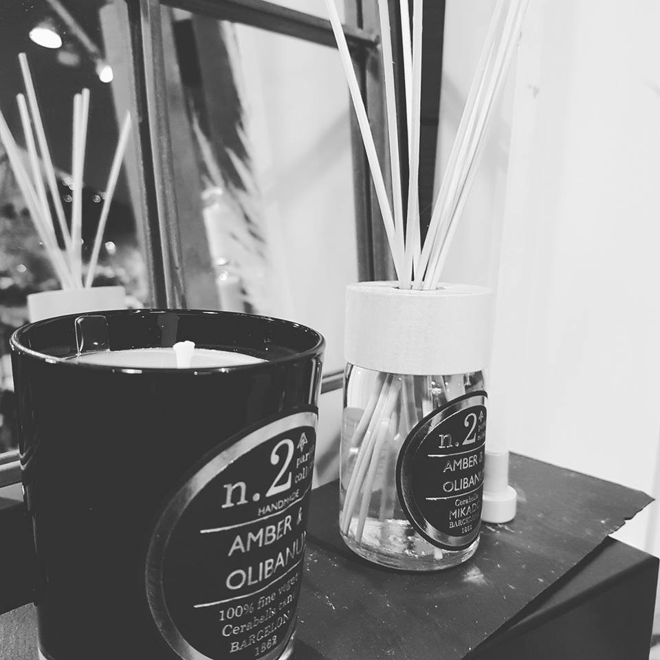  Ensemble senteur mikado et bougies parfumées.